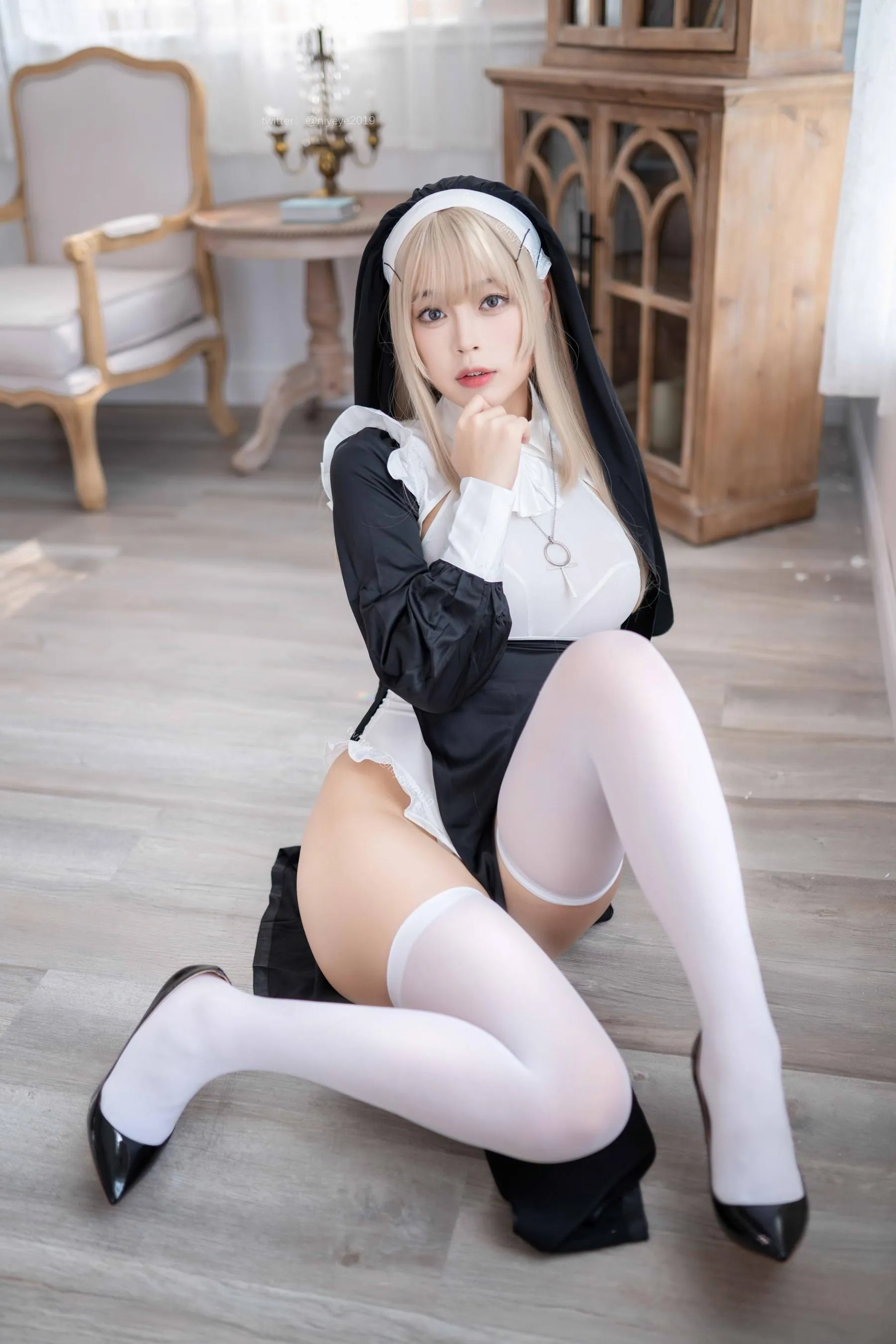 白烨 – NO.43 被xx的修女 [78P]插图2